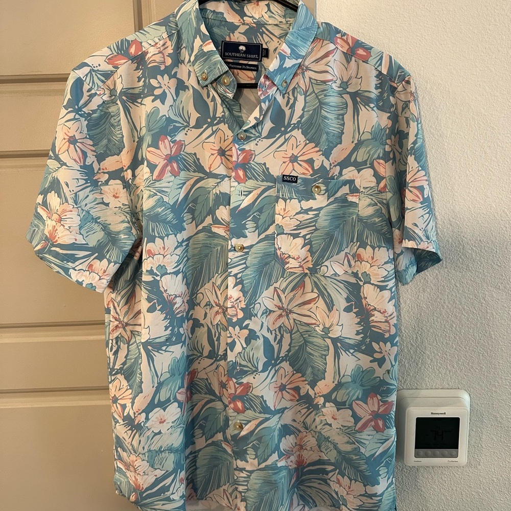 Men’s SSCO Party Shirt size M (worn twice)